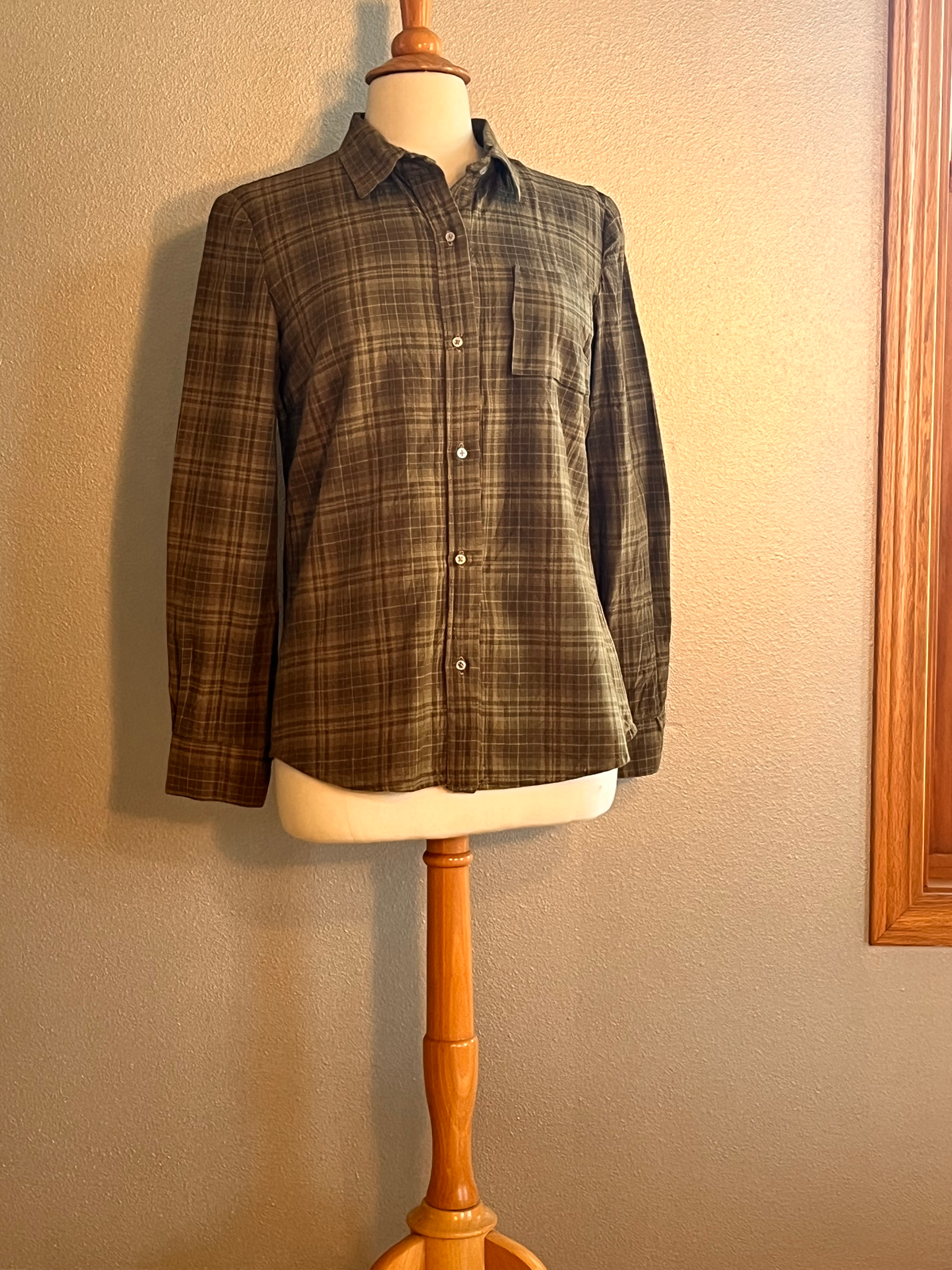 Green Flannel — front